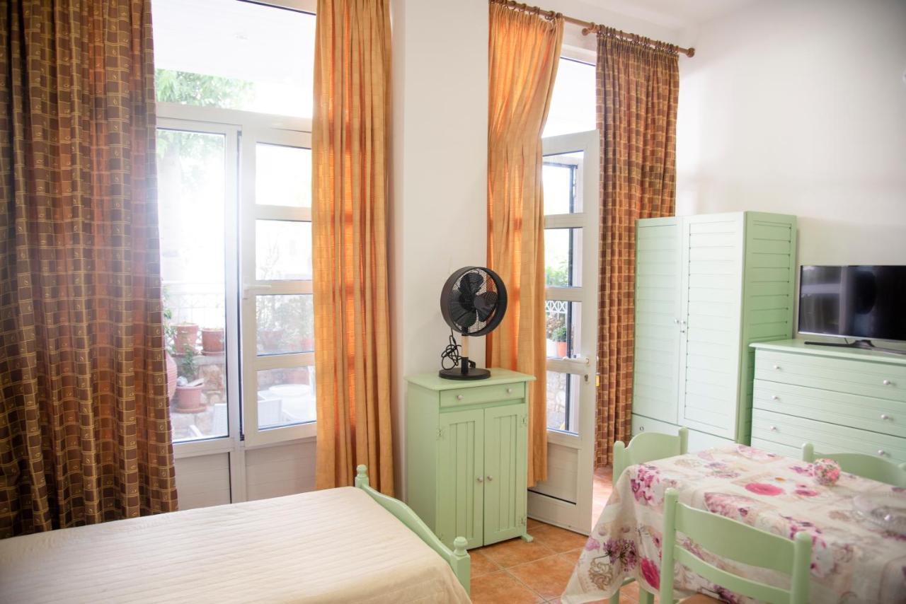 Stavros Studio Apartment In Città di Kos Esterno foto