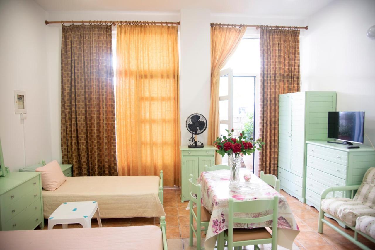 Stavros Studio Apartment In Città di Kos Esterno foto